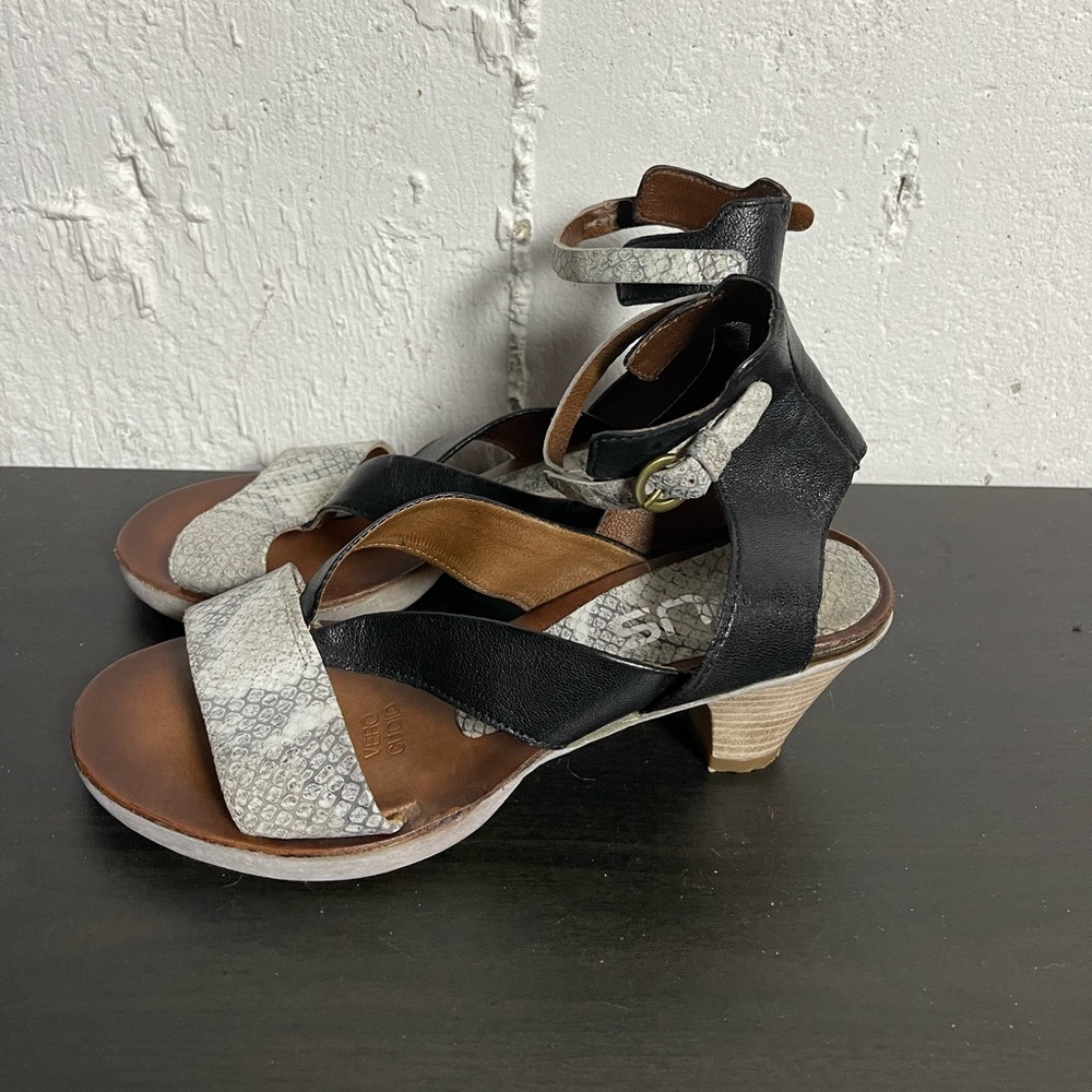 Mjus leather sandals size 38 genuine leather